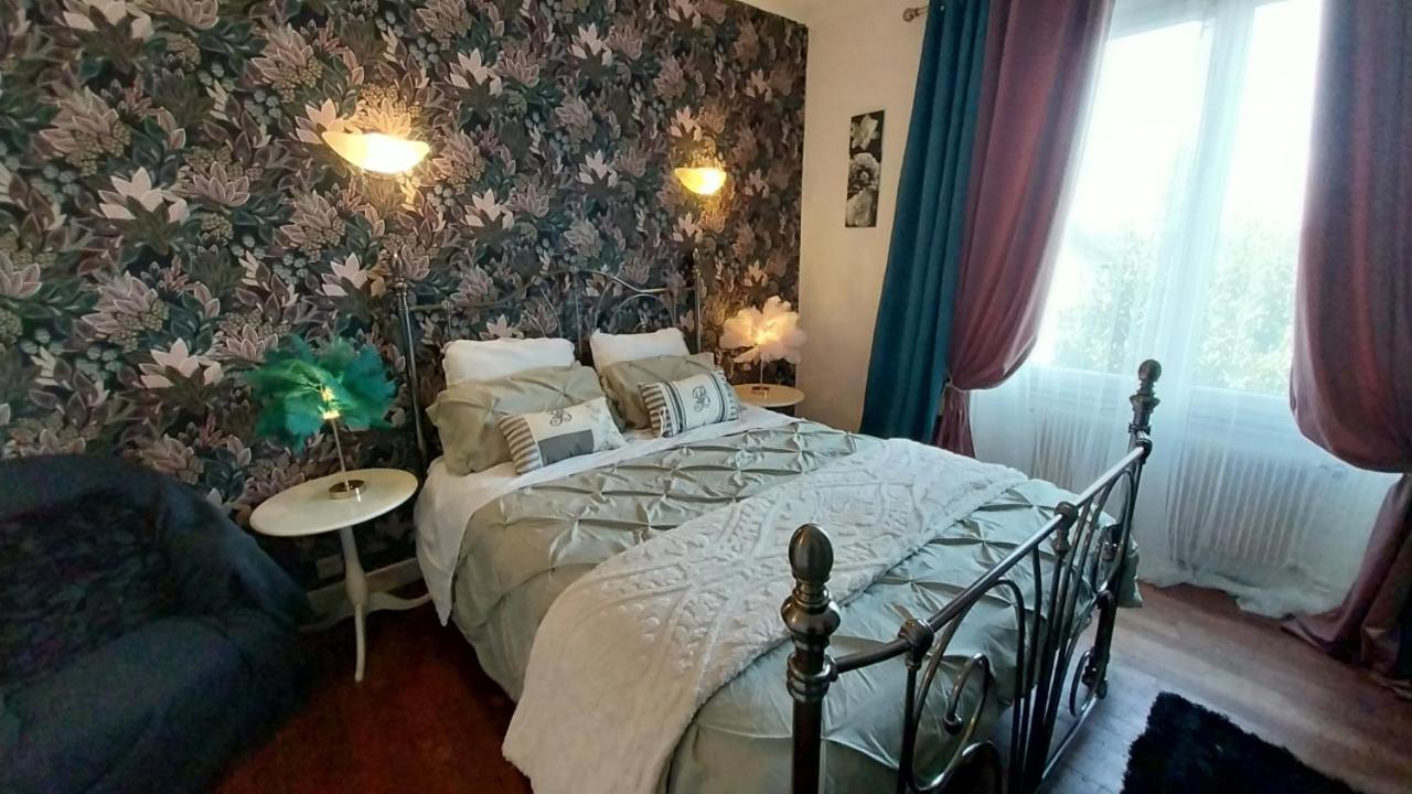 Le 7 Pompadour Hotel Arnac-Pompadour ภายนอก รูปภาพ